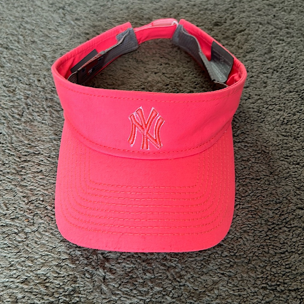 NY Yankees Adjustable Neon Pink Visor